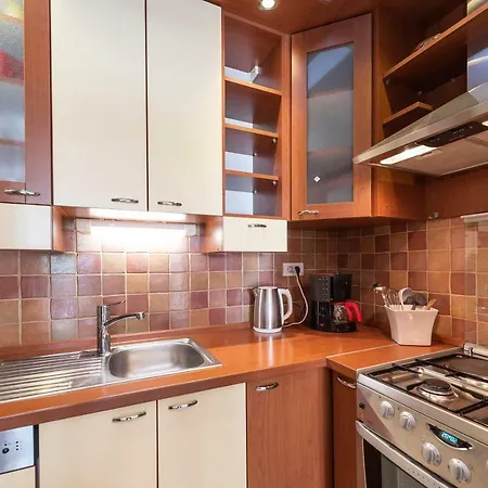 Magnolia Guest house 3*
