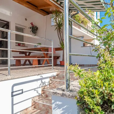 Magnolia Guest house